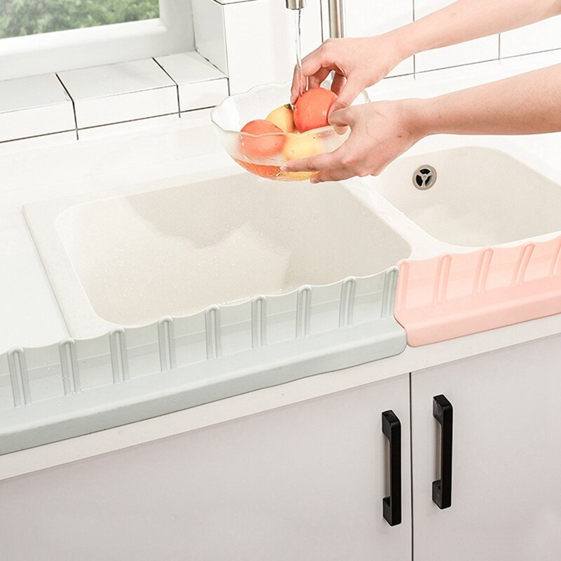 3PCS Kitchen Sink Water Baffle Suction Cup Pool Splash Proof Water Baffle TPR Water Retaining Strip Kitchen Gadgets